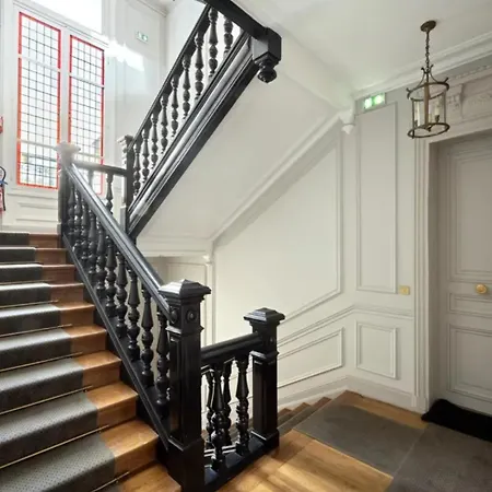 Apartment Near Cambronne Metro Station * Paris