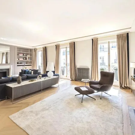 Apartment Near Cambronne Metro Station Apartment *
